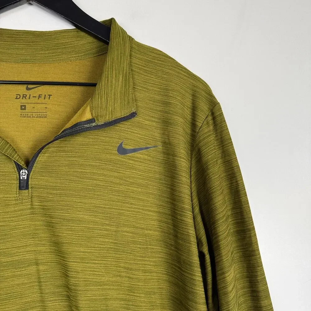 Nike Mens DriFit 1/4 Zip Long Sleeve Training Shirt Green Yellow - M